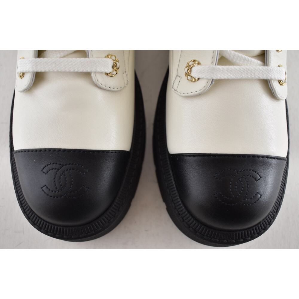 Chanel 24B White Quilt Gold CC Chain Combat Black Platform Ankle Short Boots 37c - Picture 16 of 16